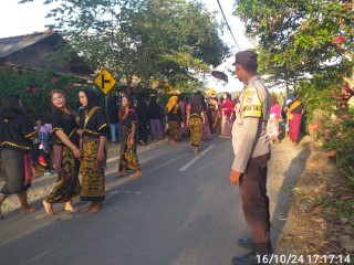 Meriahkan Tradisi Nyongkolan di Lombok Barat Keberlanjutan Budaya di Era Modern