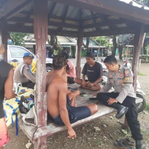 Polsek Sekotong Jaga Kamtibmas Usai Pilkada: Patroli Dialogis & Edukasi Anti-Narkoba