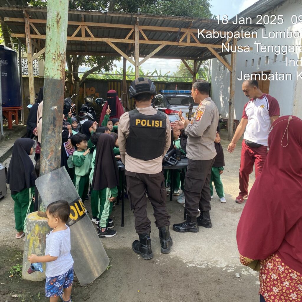 Intip Keseruan Anak TK Belajar Langsung dari Shabara Polres Lombok Barat