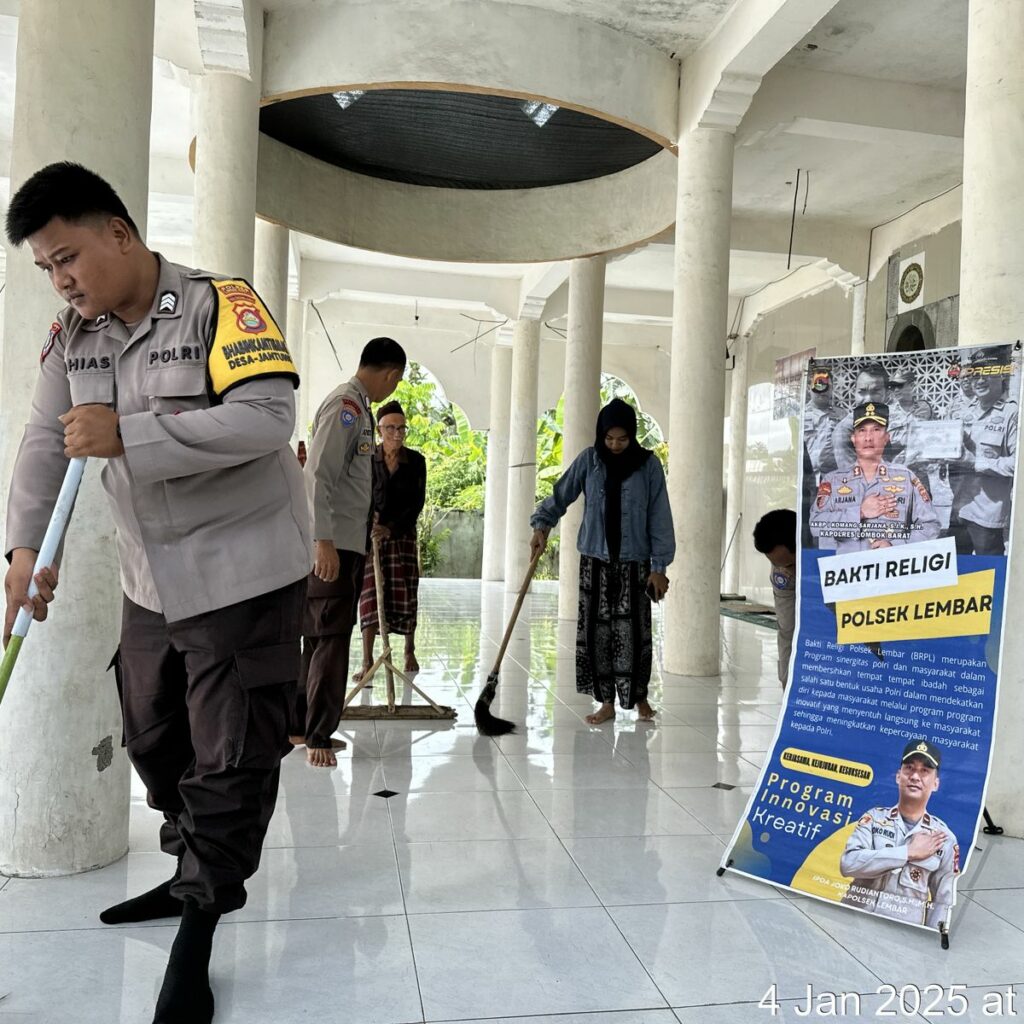 Sehat Dapat, Ibadah Dapat Polsek Lembar Rutin Gelar Bakti Religi di Tempat Ibadah