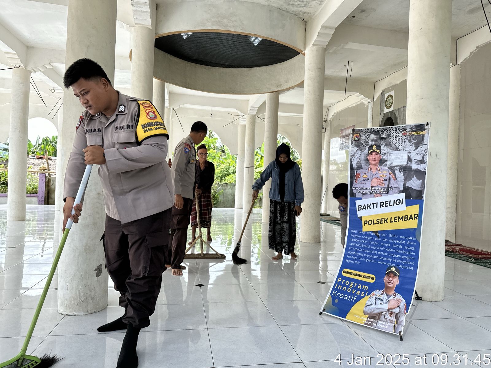 Sehat Dapat, Ibadah Dapat Polsek Lembar Rutin Gelar Bakti Religi di Tempat Ibadah