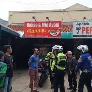 Aksi Mulia Aiptu Supriyadi, Membantu Seorang Ibu yang Baru Melahirkan di Pelabuhan Muara Angke