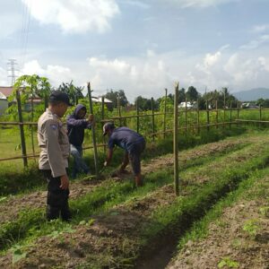 Polri-Warga Bersatu: Sukseskan Ketahanan Pangan Nasional di Lombok Barat