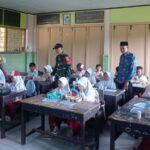 Polsek Gerung Kawal Pembagian Makan Bergizi Gratis di SDN 1 Dasan Tapen