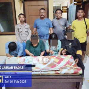 Asyik Bermain Judi Kartu Remi, 4 Terdua Pelaku Diamanakan Polisi Di Labuhan Badas