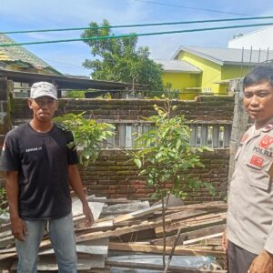 Bhabinkamtibmas Kelurahan Potu Pantau Lahan Pekarangan Klengkeng Warga