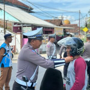 Kasat Lantas Polres Dompu Pimpin Operasi Keselamatan Rinjani 2025, Kesadaran Berlalu Lintas Meningkat