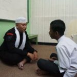 Kisah Polisi Tahfidz Al-Qur’an, Konsisten Jalankan Tugas dan Mengajar