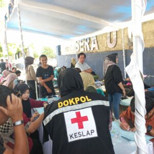 Sidokkes Polres Bima Kota Laksanakan Pemeriksaan dan Pelayanan Kesehatan dalam Rangka Donor Darah
