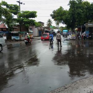 Polres Loteng Rutin Laksanakan Gatur Lalin Pada Pagi Hari