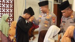 Kapolres Lobar Berbagi Kasih, Anak Yatim Panti Asuhan Terharu