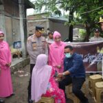 Ramadhan Berbagi, Kapolres Bima Kota Bagikan Baksos dan Bakti Kesehatan kepada Lansia di Wera