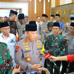 Perkuat Silaturahmi, Kapolri-Panglima TNI Hadiri Safari Ramadhan di Polda Lampung