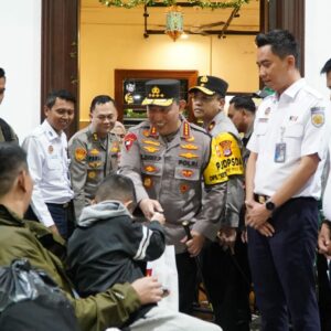 Tinjau Stasiun Tugu DIY, Kapolri : Mudik Gunakan Kereta Api Bisa Jadi Alternatif