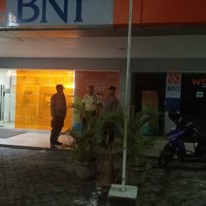 Polres Loteng Masifkan Patroli Obyek Vital Pada Malam Hari Cegah Aksi Kriminalitas.