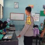 Polsek Gerung Kawal Program Makan Bergizi Gratis di Lombok Barat