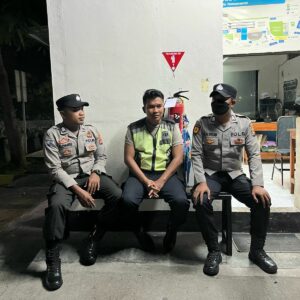 Patroli Malam Polsek Lembar Jaga Pelabuhan Tetap Aman