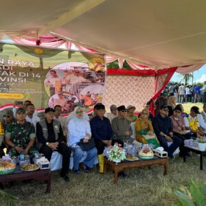 Kapolres Sumbawa Bersama Forkopimda Sumbawa Ikuti Panen Raya Serentak Secara Virtual di Kecamatan Moyo Hilir
