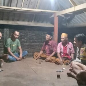 Polsek Jereweh Ajak Masyarakat Bangkitkan Siskamling untuk Pengamanan Secara Mandiri