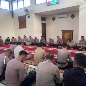 Polres Bima Kota Gelar Binrohtal Rutin, Perkuat Kebersamaan dan Profesionalisme Personel