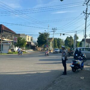 Sat Lantas Polres Bima Kota Laksanakan Rawan Pagi di Sejumlah Titik untuk Lancarkan Arus Lalu Lintas
