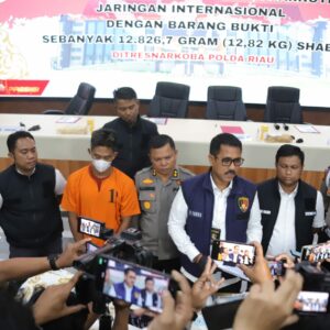 Ungkap Peredaran Gelap Sabu, Polisi Selamatkan 64.000 Jiwa