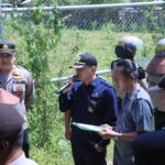 Polres Sumbawa Barat Beri Pengamanan Juru Sita Pengadilan Negeri Sumbawa pada Eksekusi Rumah dan Lahan