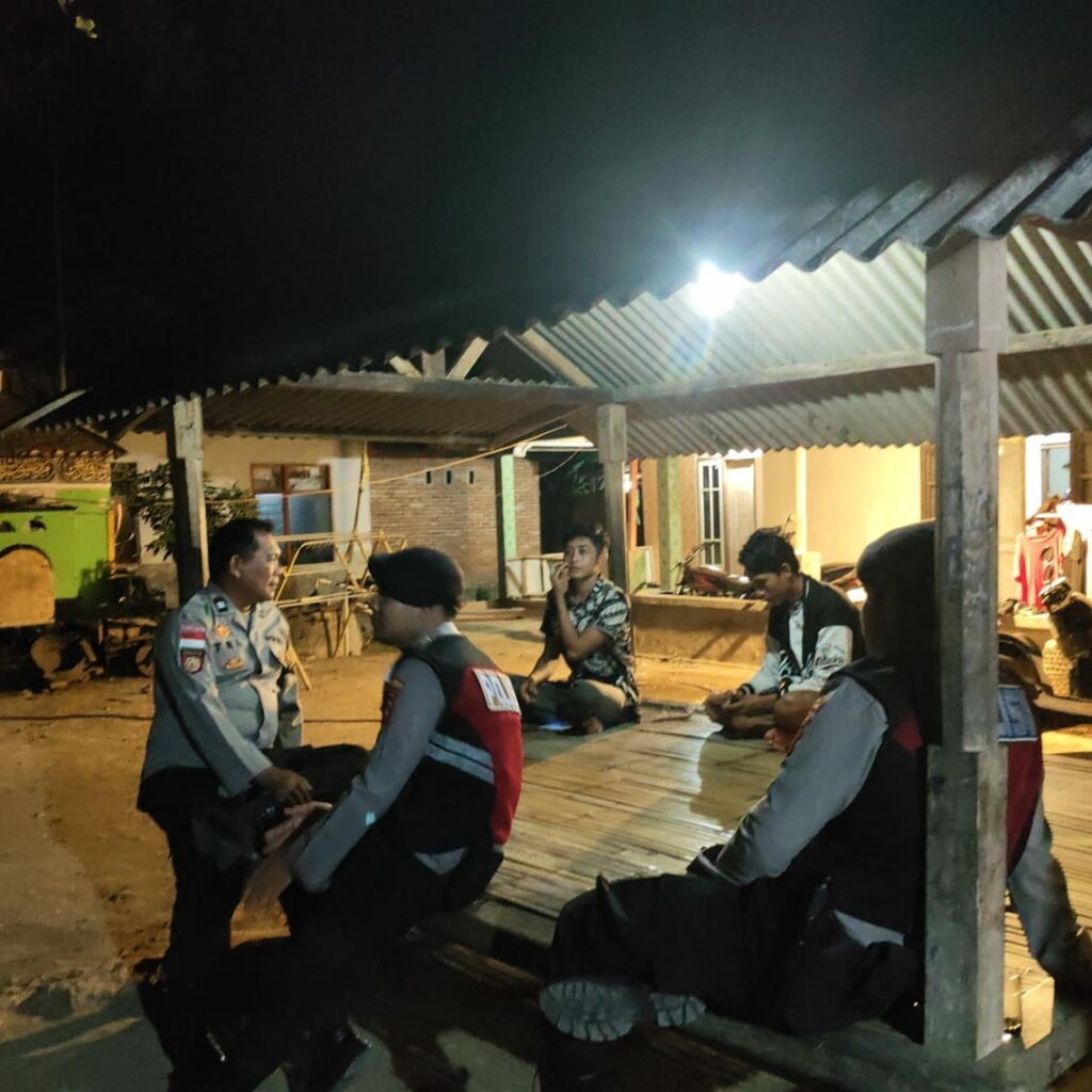 Polsek Sekotong Tingkatkan Patroli Dialogis untuk Ciptakan Keamanan Masyarakat