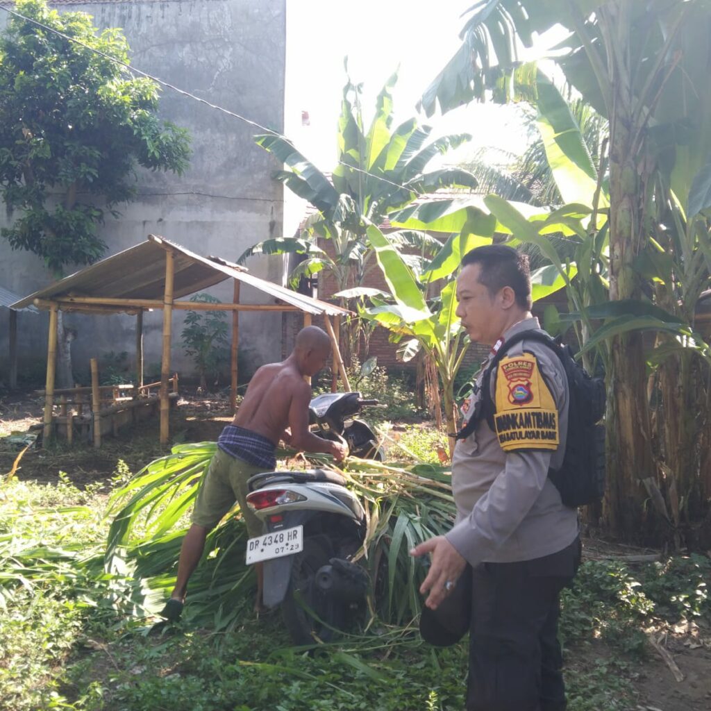 Bhabinkamtibmas Kediri Gelar Silaturahmi dan Dorong Ketahanan Pangan Desa Montong Are