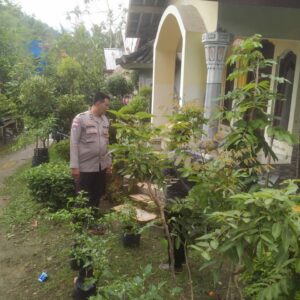 Bhabinkamtibmas Dukung Ketahanan Pangan Lewat Kunjungan DDS di Sekotong