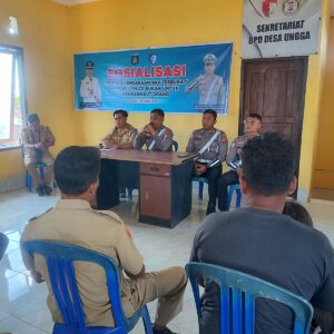 Satlantas Polres Loteng Sosialisasikan Bahaya Penggunaan Bak Terbuka Untuk Mengangkut Orang. 