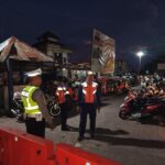 Operasi Gabungan di Kediri: Tertibkan Parkir Liar dan Pedagang di Bahu Jalan