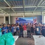 Menyambut Hari Buruh, Direktorat Intelkam Polda NTB bersama Polsek Bayan Bagikan Bansos