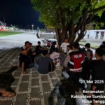 Patroli Dialogis Sat Samapta Polres Sumbawa Barat Sasar Remaja Nongkrong di Alun-Alun Kota Taliwang
