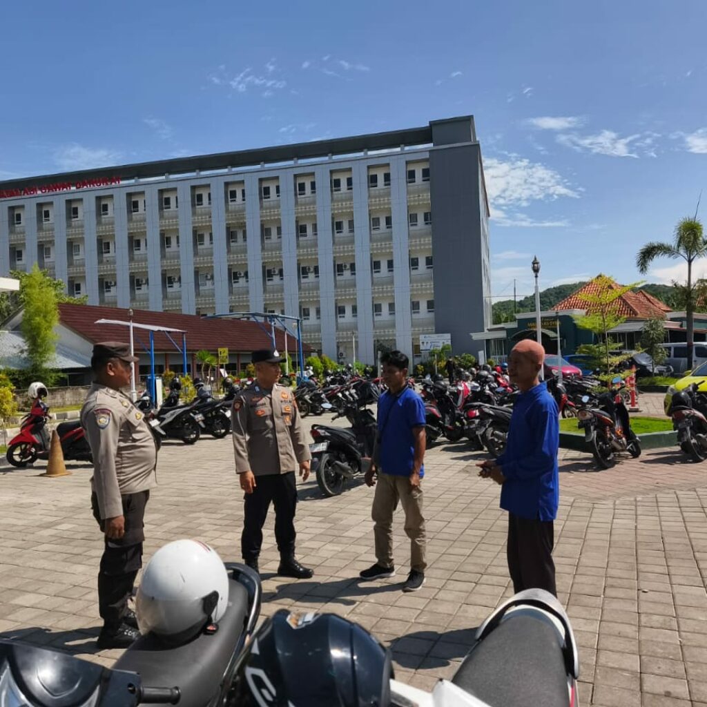 Patroli KRYD dan Cooling System Polsek Gerung Jaga Kondusivitas Wilayah di Lombok Barat