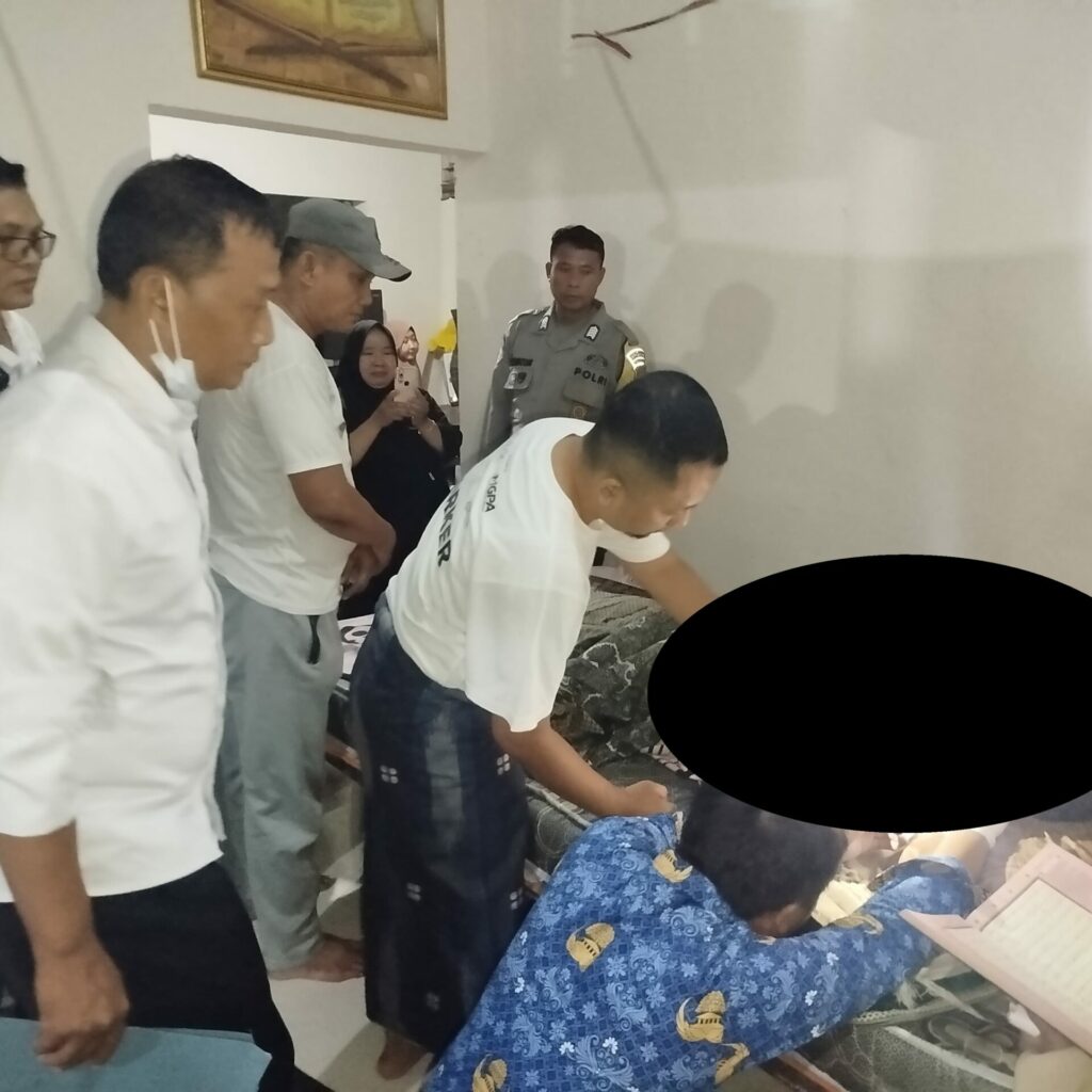truk, sopir, jenazah, TPST, Lombok, kematian, sampah, Gerung, musibah, polisi