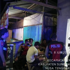 Ciptakan Rasa Aman, Polres Sumbawa Barat Laksanakan Patroli Dialogis di Kelurahan Sampir