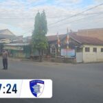 Sat Lantas Polres Bima Kota Laksanakan Rawan Pagi, Bantu Penyeberangan Pejalan Kaki dan Anak Sekolah