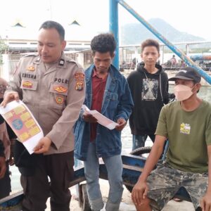 Sat Binmas Polres Bima Kota Laksanakan “Cooling System” dan Himbauan Terkait TPPO kepada Komunitas Buruh Pelabuhan