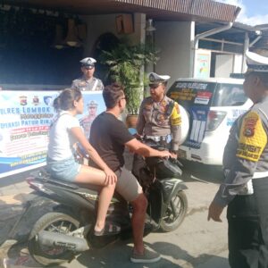 Polres Loteng Tindak Ratusan Pelanggar Lalin dalam Sepekan Operasi Patuh. ‎