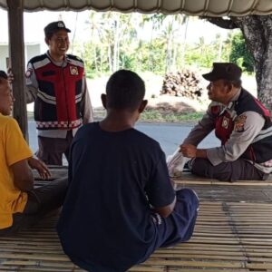 Polsek Khayangan Gencarkan Patroli Dialogis Demi Ciptakan Kondusifitas Wilayah