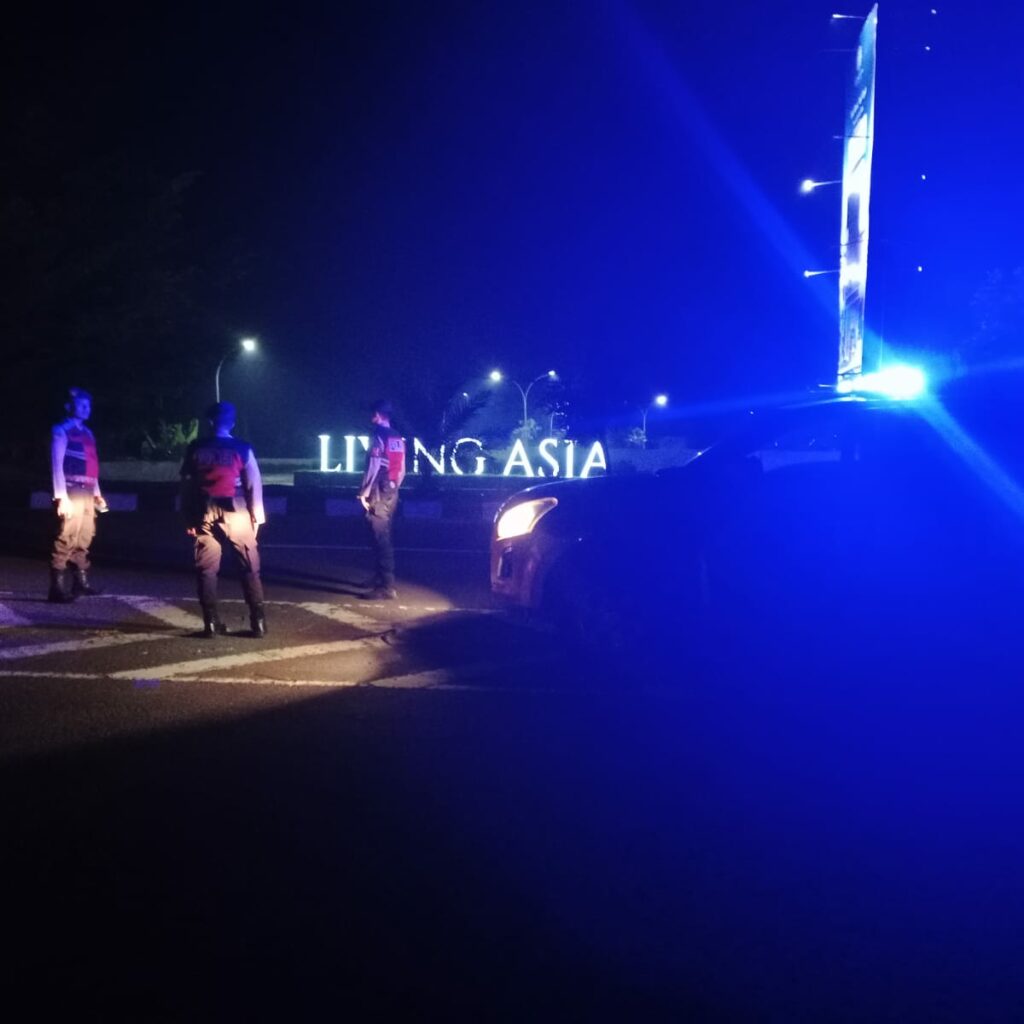 Patroli Blue Light Polres Lombok Barat Perkuat Keamanan di Bypass BIL II