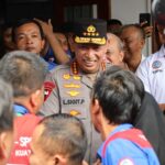Kapolri Sebagai Peserta Donor Darah dalam Bakti Kesehatan Hari Bhayangkara ke-79 Bersama KSPSI