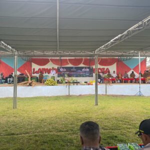 Kapolsek Pekat dan Anggota Amankan HUT ke-26 Desa Tambora