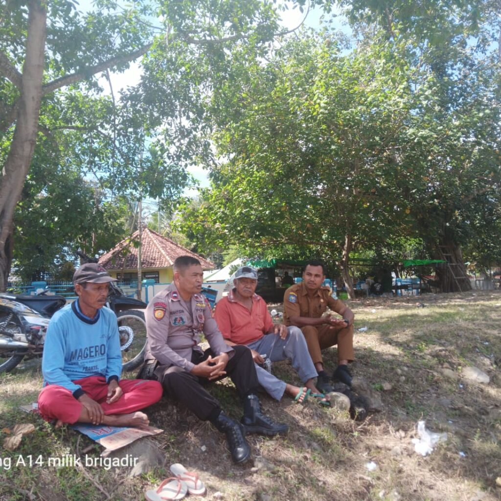 Polsek Wawo Gelar Giat Jumat Curhat, Wadah Langsung Aduan Masyarakat Terkait Kamtibmas