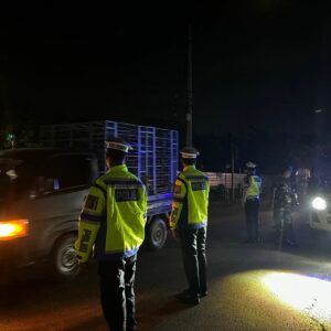 Personel Gabungan Polres Bima Kota Laksanakan Patroli KRYD Malam Minggu, Antisipasi Gangguan Kamtibmas
