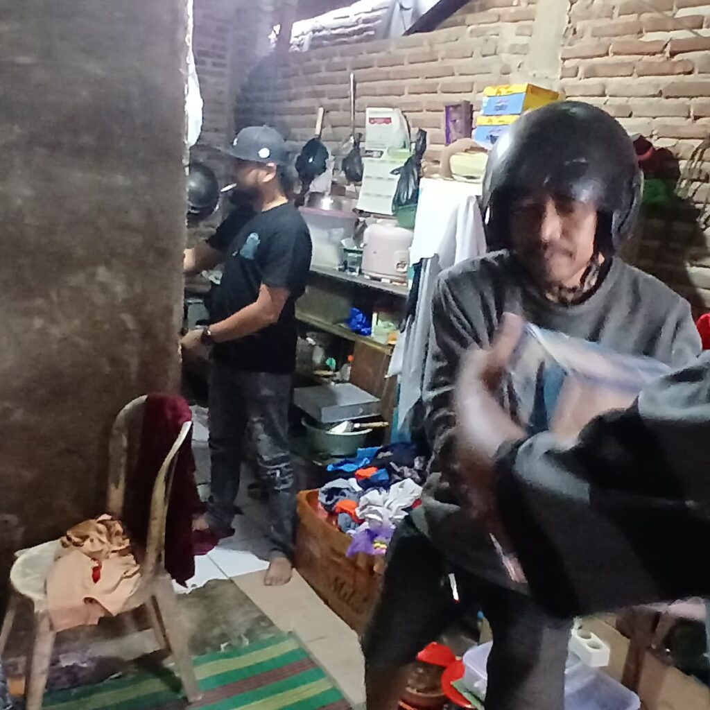 Hendak Diedarkan, 712 Botol Miras Berbagai Jenis Berhasil Digagalkan Tim Opsnal Polsek Rasbar