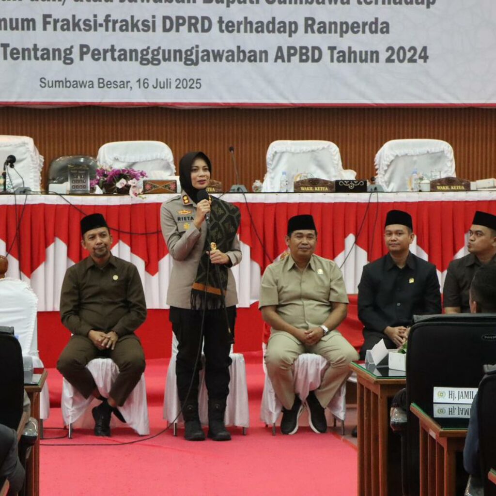 Rapat Paripurna ke-III DPRD Kabupaten Sumbawa: Jawaban Bupati atas Pandangan Fraksi-fraksi Terkait Pertanggungjawaban Pelaksanaan APBD 2024