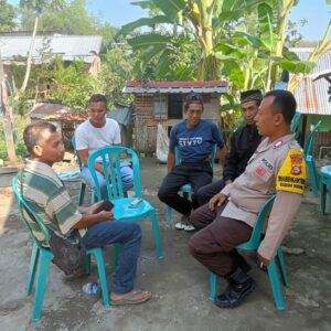 BHABINKAMTIBMAS KELURAHAN DOROTANGGA AJAK WARGA JAGA KAMTIBMAS LEWAT SILATURAHMI