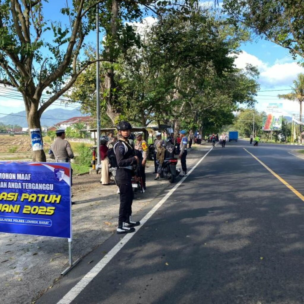 Kamseltibcar Lantas Diperkuat, Polres Lombok Barat Gelar Operasi di Kecamatan Gerung